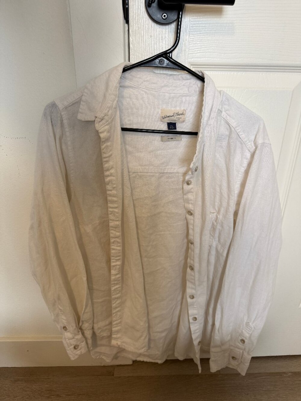 Universal Thread White Relaxed Fit Button-Down Shirt
